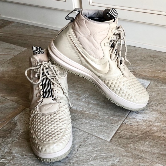 Nike Men's Lunar Force 1 Duckboot in Linen/Khaki - Picture 2 of 16